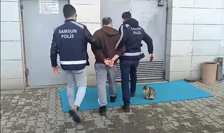 samsun merkezli 13 ilde duzenlenen operasyonda milyonluk arac vurgunu yapan cete cokertildi 1 7eGD8N3R