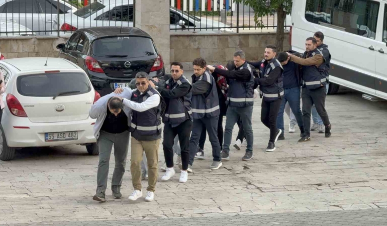 samsun-merkezli-5-ilde-dolandiricilik-operasyonu-12-gozalti-pLiQOggS.jpg