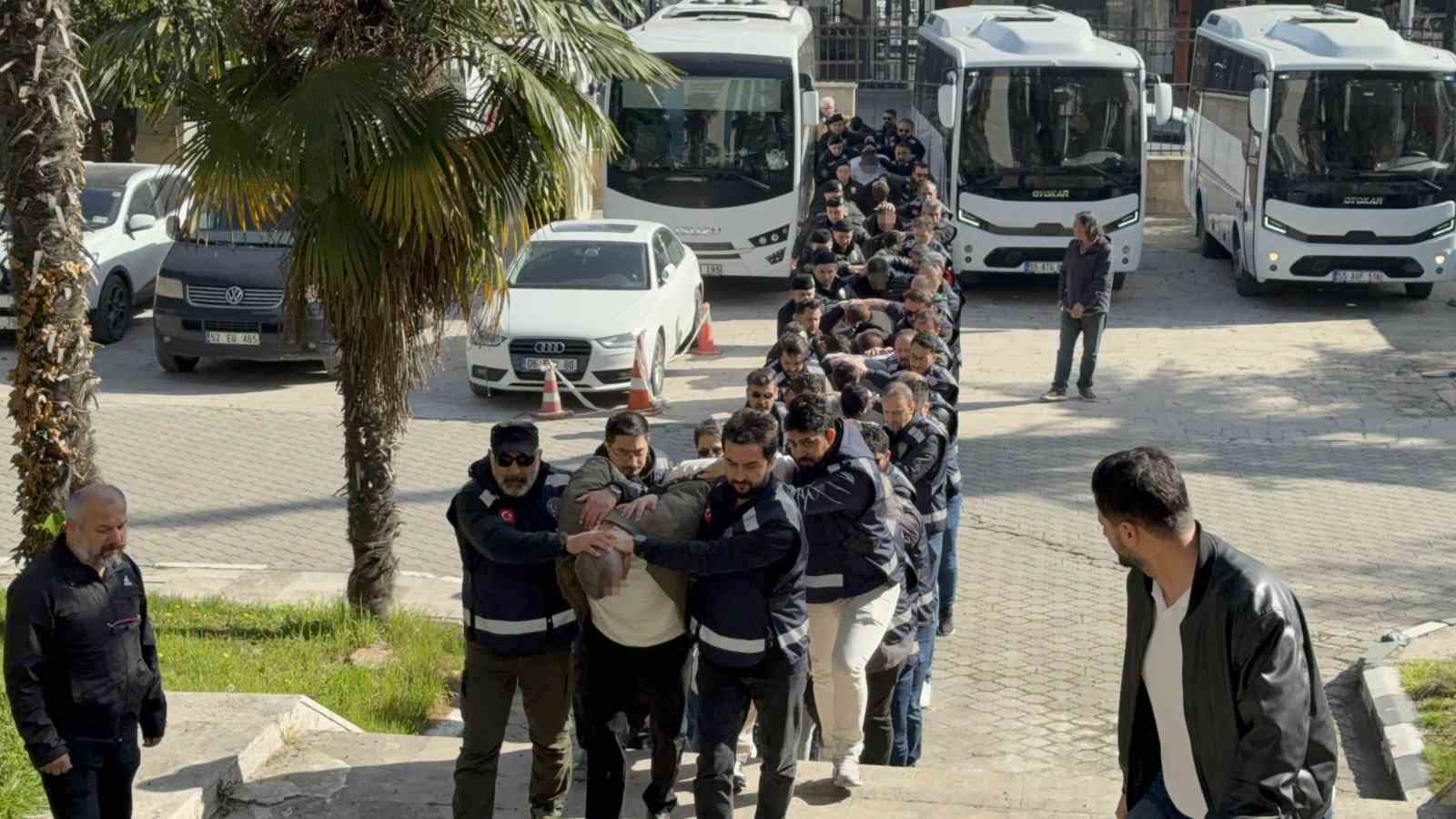 samsun merkezli suc orgutu operasyonu 25 gozalti 2 BPWsAT4a