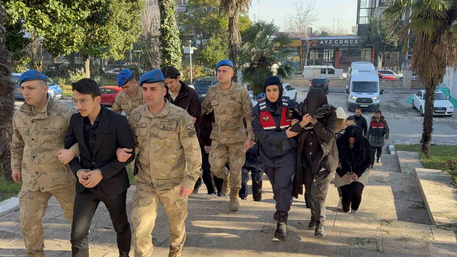 Samsun merkezli yasa dışı bahis operasyonunda 17 kişi adliyeye sevk edildi 5 samsun merkezli yasa disi bahis operasyonunda 17 kisi adliyeye sevk edildi 1 TZdPHIpQ