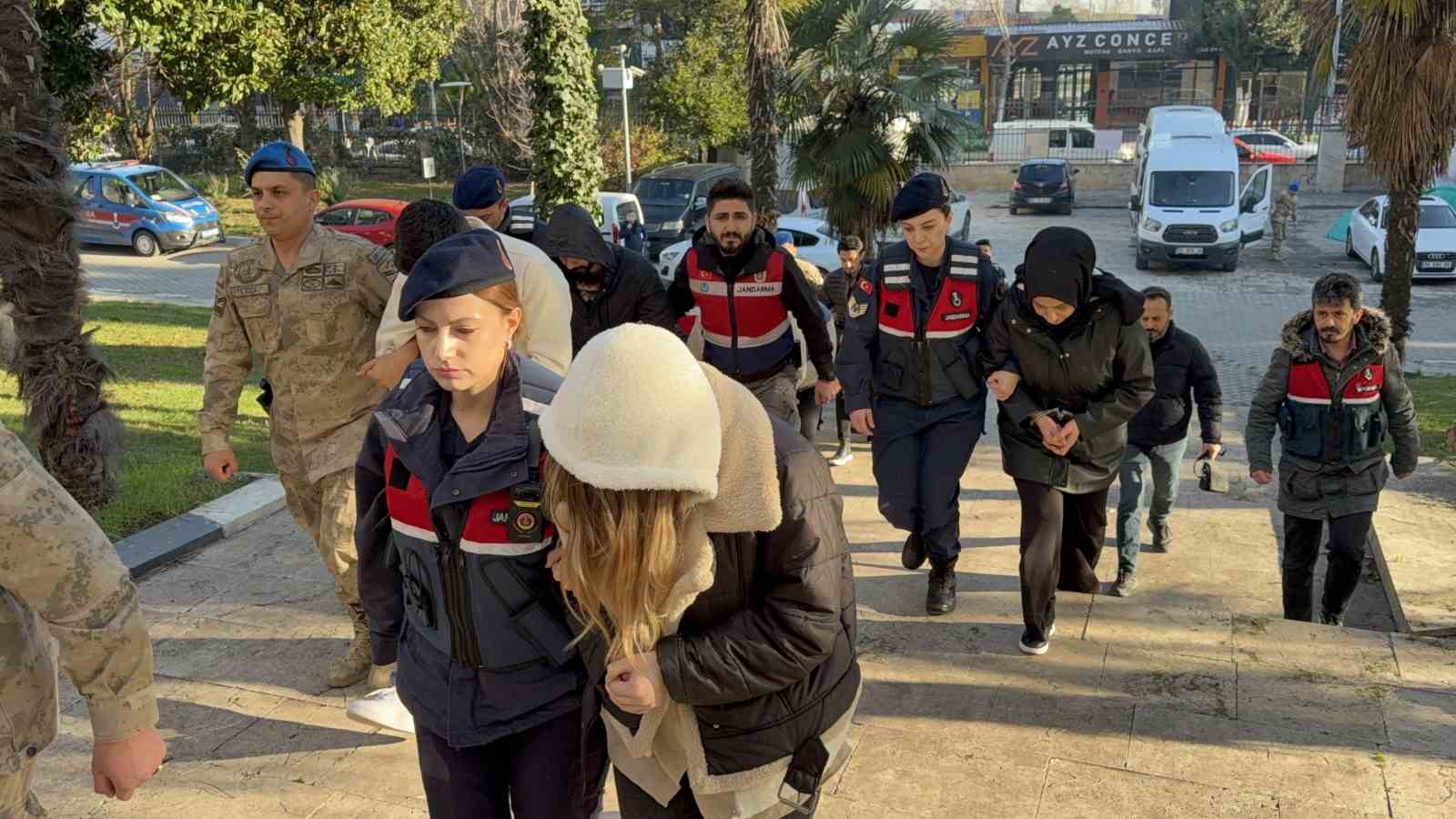 Samsun merkezli yasa dışı bahis operasyonunda 17 kişi adliyeye sevk edildi 8 samsun merkezli yasa disi bahis operasyonunda 17 kisi adliyeye sevk edildi 4 gWrWbZpX