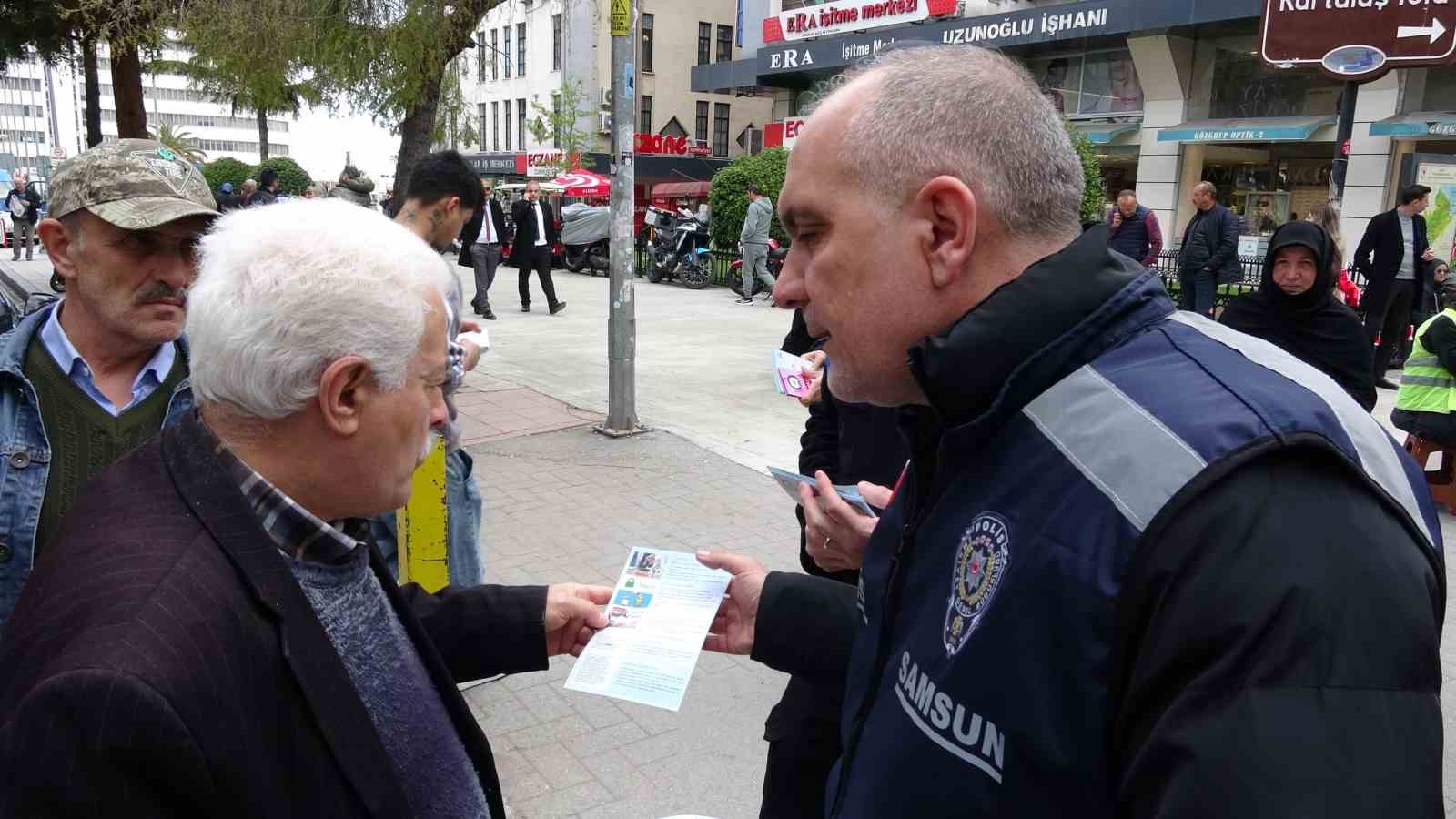 Samsun polisi uyardı: "Hediye kazandınız", "Borcunuz var" tuzağına dikkat 6 samsun polisi uyardi hediye kazandiniz borcunuz var tuzagina dikkat 2 ysu1i8dW