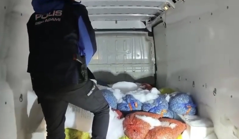 samsun-polisinden-kacak-midye-operasyonu-GYwFDqrB.jpg