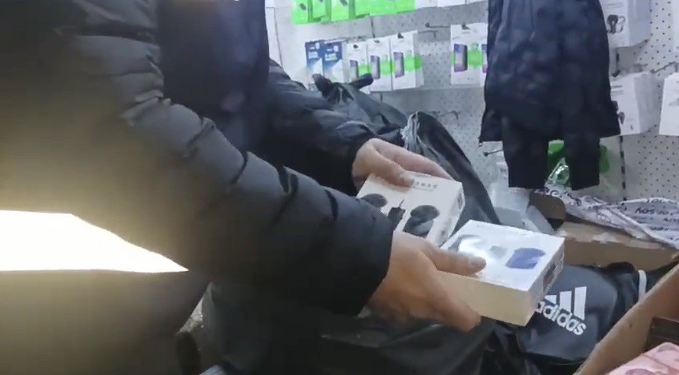samsunda 1 milyon tllik kacak elektronik esya ve aksesuari ele gecirildi 1 Up3ITCnS