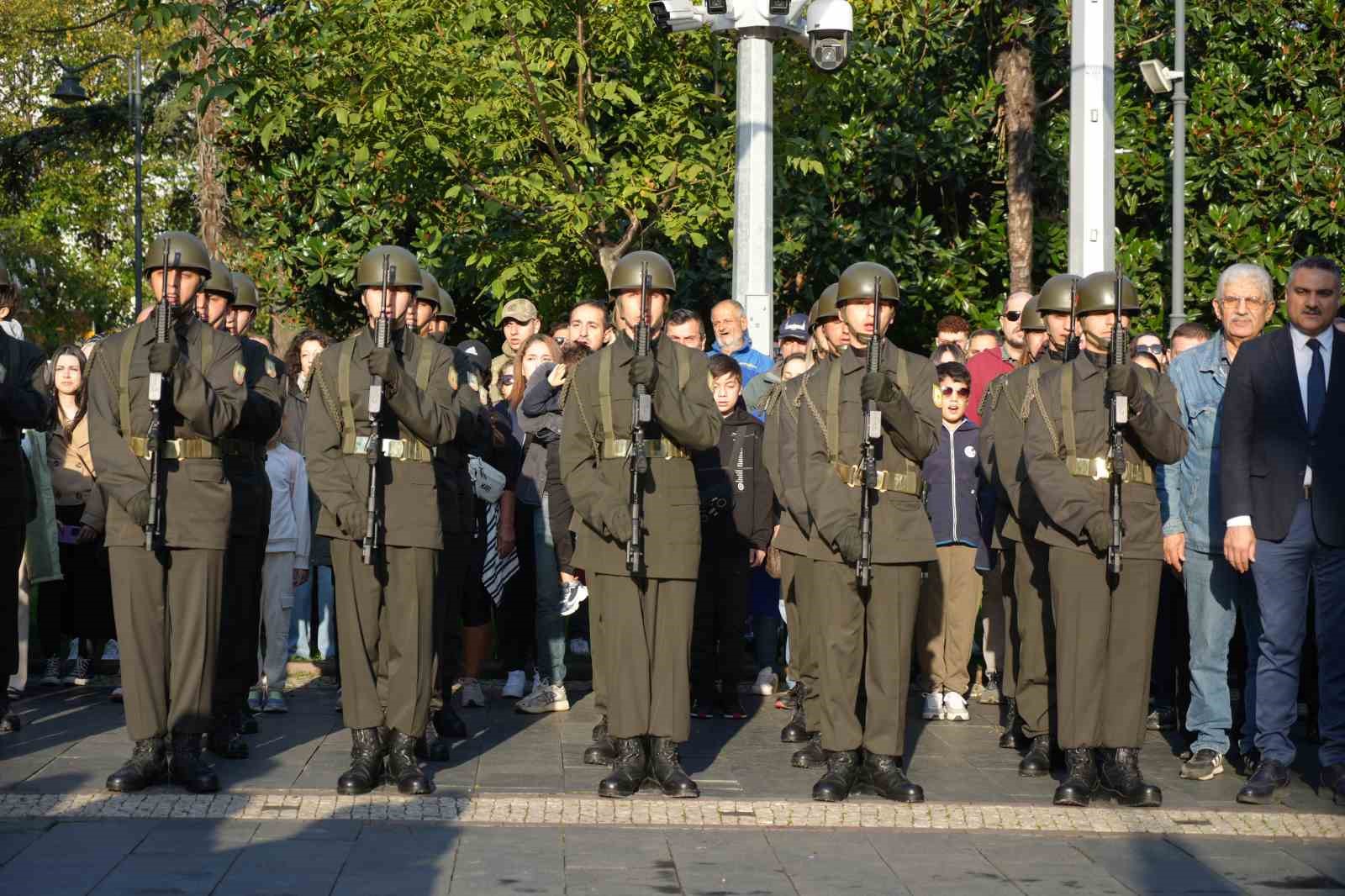 samsunda 10 kasim ataturku anma gunu 5 it3fOqMY