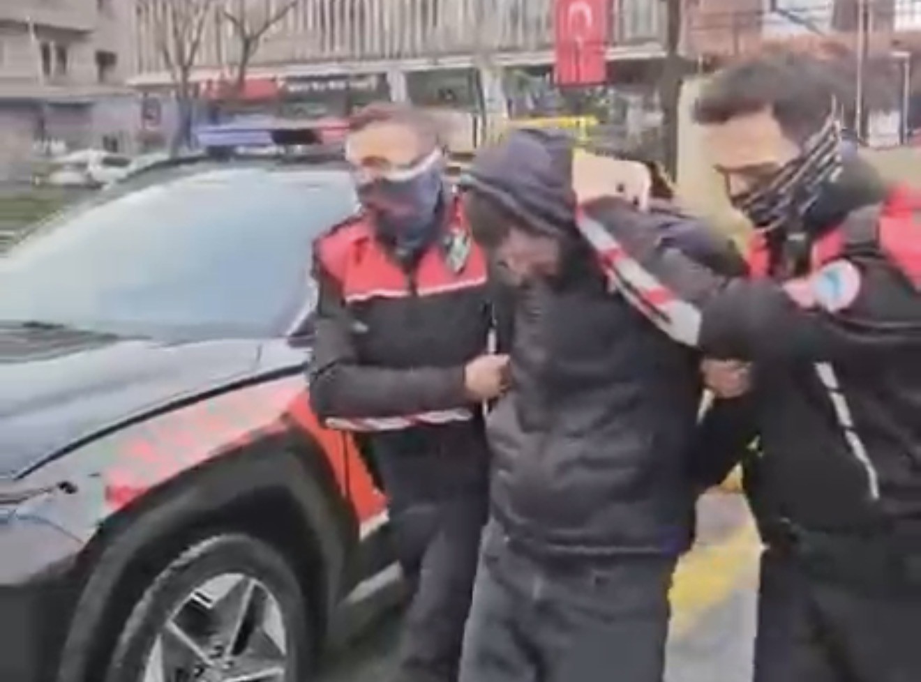 samsunda 10 yil hapis cezasiyla aranan hukumlu yakalandi 0 53FeULID