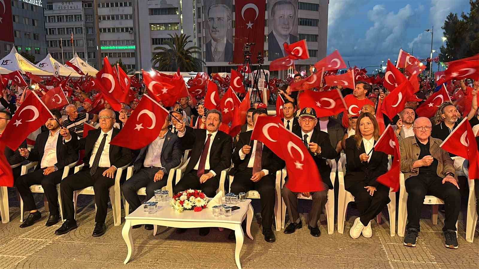 samsunda 15 temmuz demokrasi ve milli birlik gunu etkinlikleri 5 6ppTtEZK