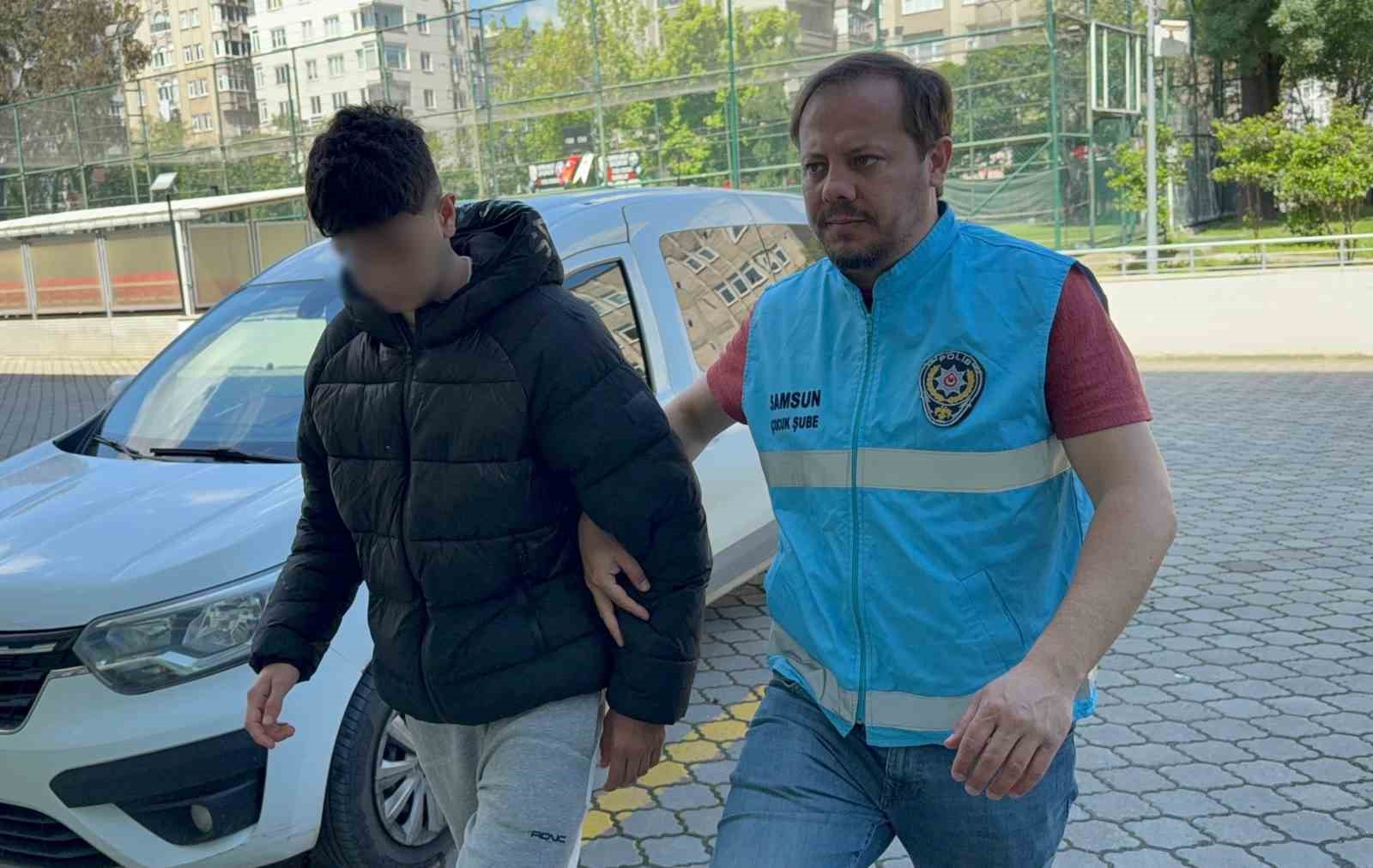 Samsun’da 17 yaşındaki çocuk uyuşturucu ticaretinden tutuklandı 5 samsunda 17 yasindaki cocuk uyusturucu ticaretinden tutuklandi 1 Wf5tVCYD