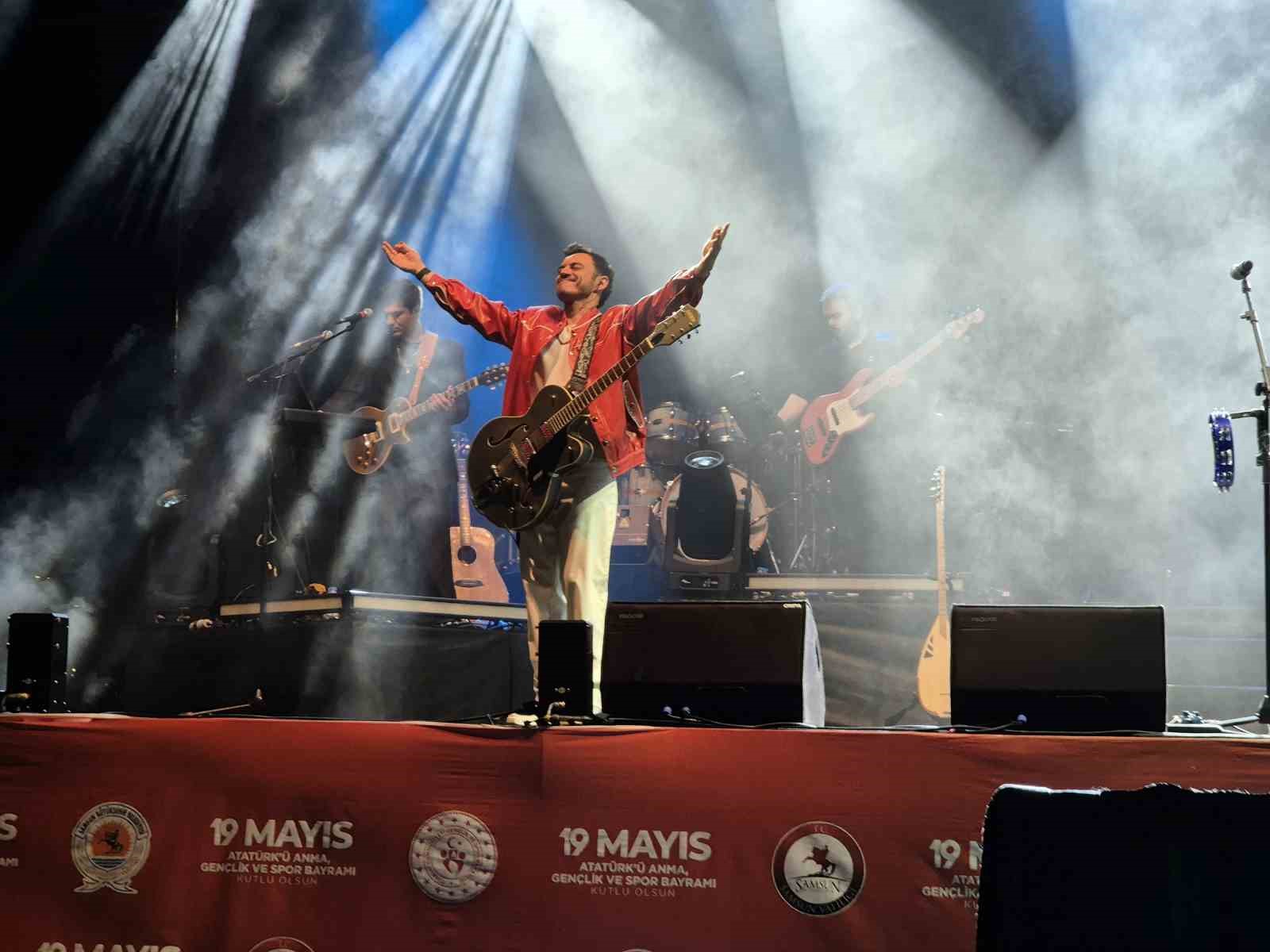 Samsun’da 19 Mayıs’ta Buray coşkusu 7 samsunda 19 mayista buray coskusu 3 KDwhW71U