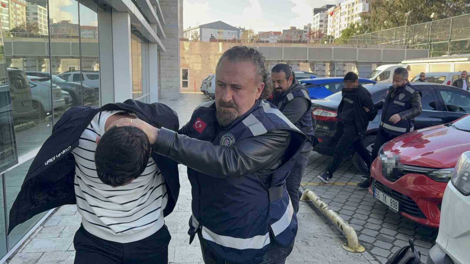 Samsun’da 2 kişinin yaralandığı silahlı saldırıyla ilgili 7 kişi adliyeye sevk edildi 5 samsunda 2 kisinin yaralandigi silahli saldiriyla ilgili 7 kisi adliyeye sevk edildi 1 vWpmp9nQ