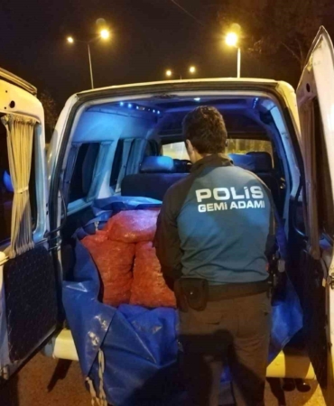 samsunda-200-kilo-kacak-midye-ele-gecirildi-vJZil8RK.jpg