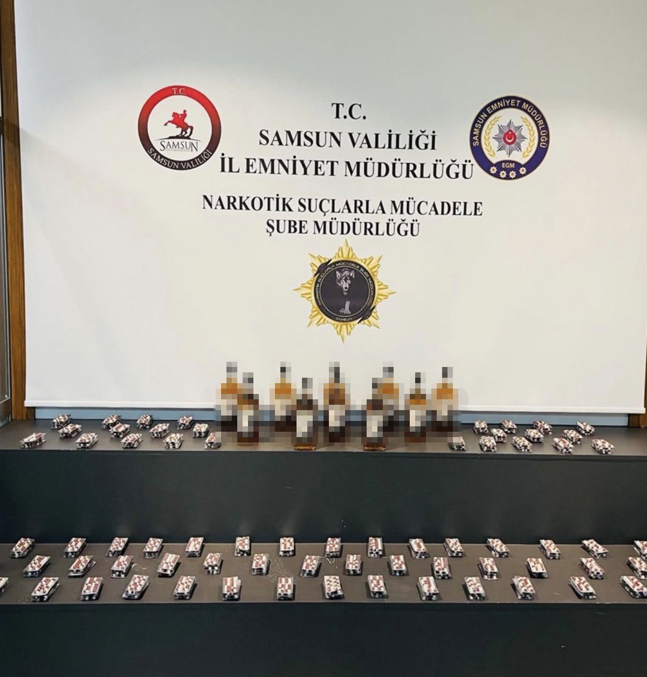 samsunda 3 ilcede narkotik operasyonu 10 kisi yakalandi 0 bJdEUVqz