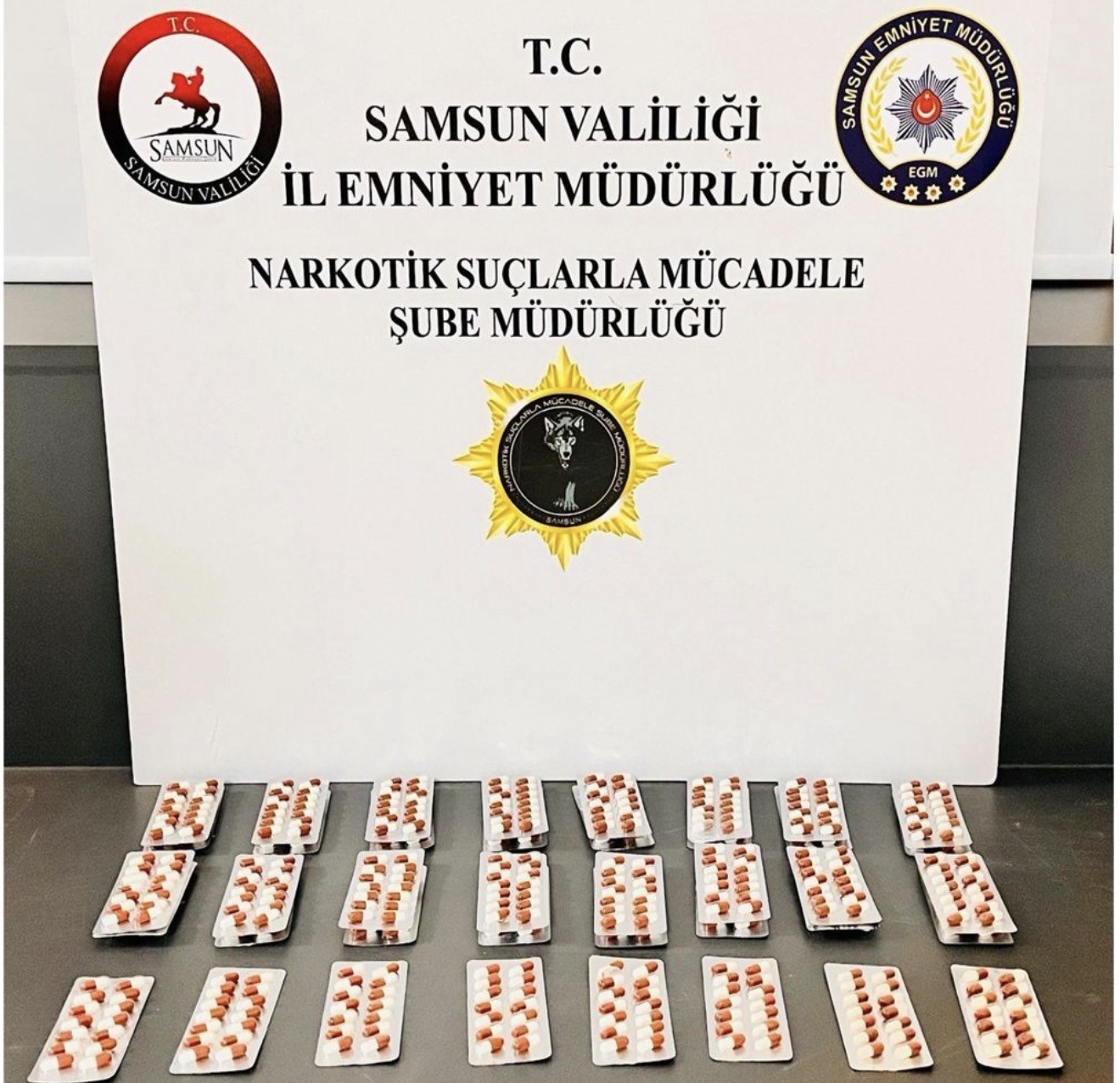 Samsun’da 3 ilçede uyuşturucu operasyonu 5 samsunda 3 ilcede uyusturucu operasyonu 1 GJK4klHe