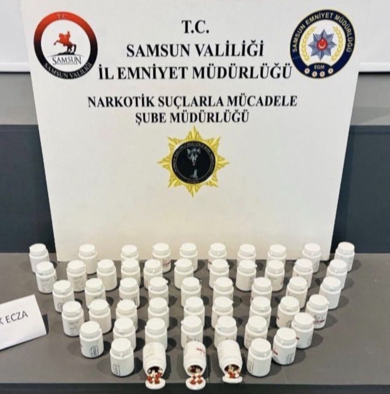 Samsun’da 3 ilçede uyuşturucu operasyonu 7 samsunda 3 ilcede uyusturucu operasyonu 3 qT2URYJW