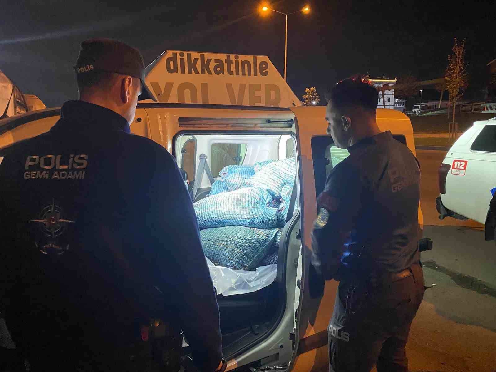 samsunda 300 kilo kacak midye ele gecirildi 1 AfTB1tZf