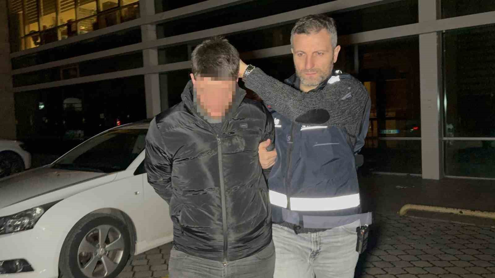 samsunda 4 kisiyi silahla yaralayan kafe muduru tutuklandi 0 UdBY21Js