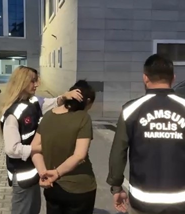 samsunda-49-yil-hapis-cezasiyla-aranan-kadin-yakalandi-rKbDCTqx.jpg