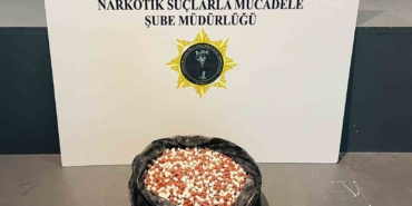 samsunda-5-bin-150-sentetik-ecza-ele-gecirildi-gYtlGAQv.jpg