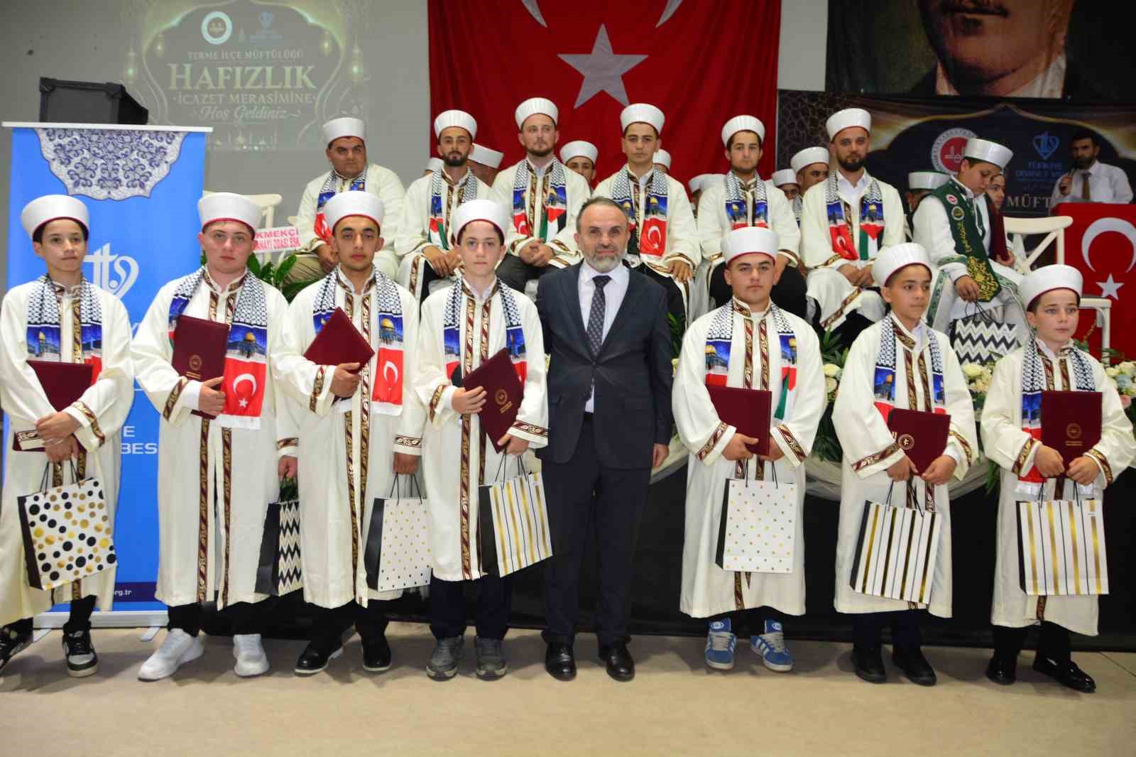 Samsun’da 86 hafızın icazet heyecanı 7 samsunda 86 hafizin icazet heyecani 3
