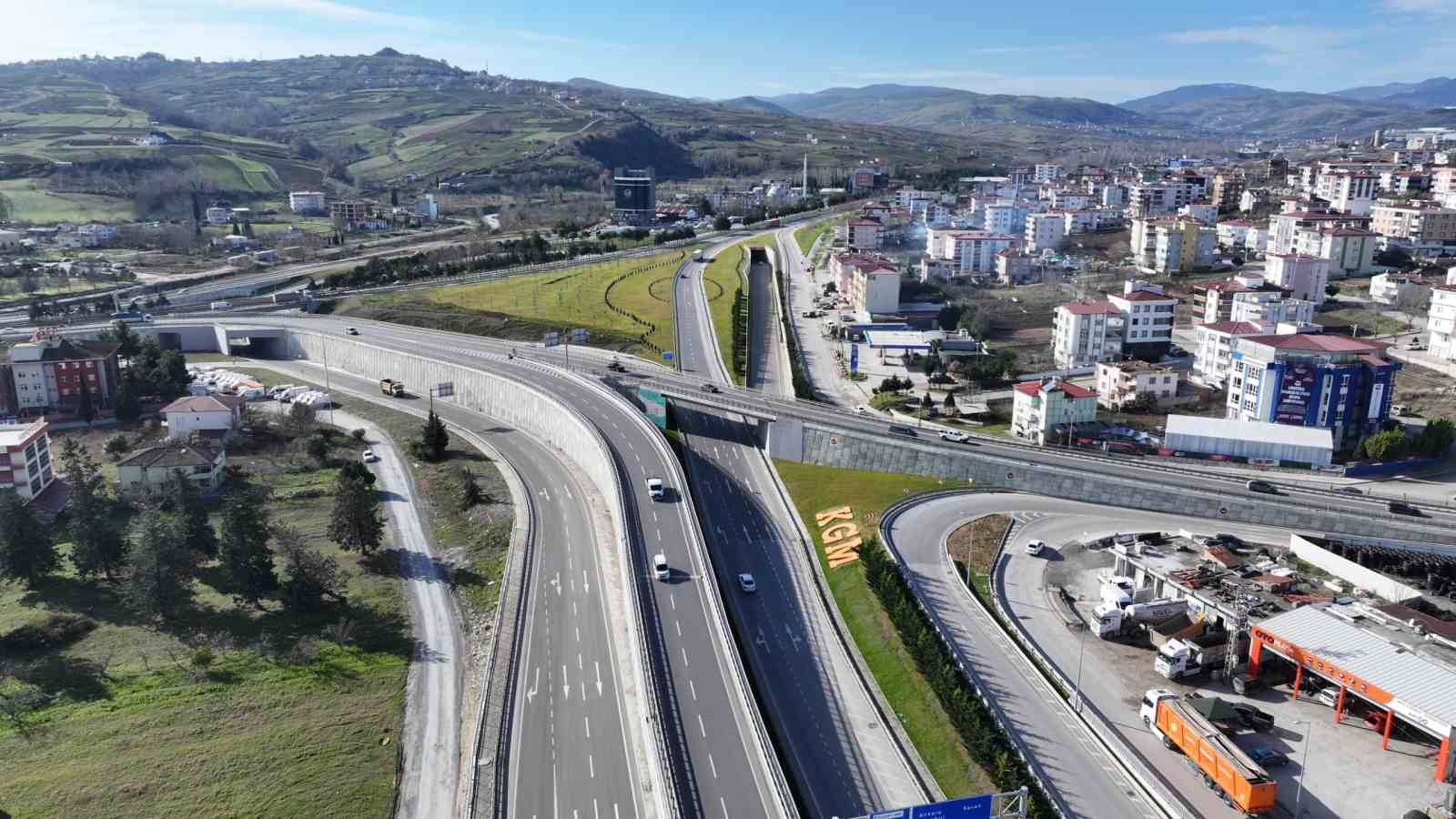 samsunda bati cevre yolu 10 dakikaya inecek yesilkent kavsagi yillik 645 milyon lira tasarruf Glh5eeGT