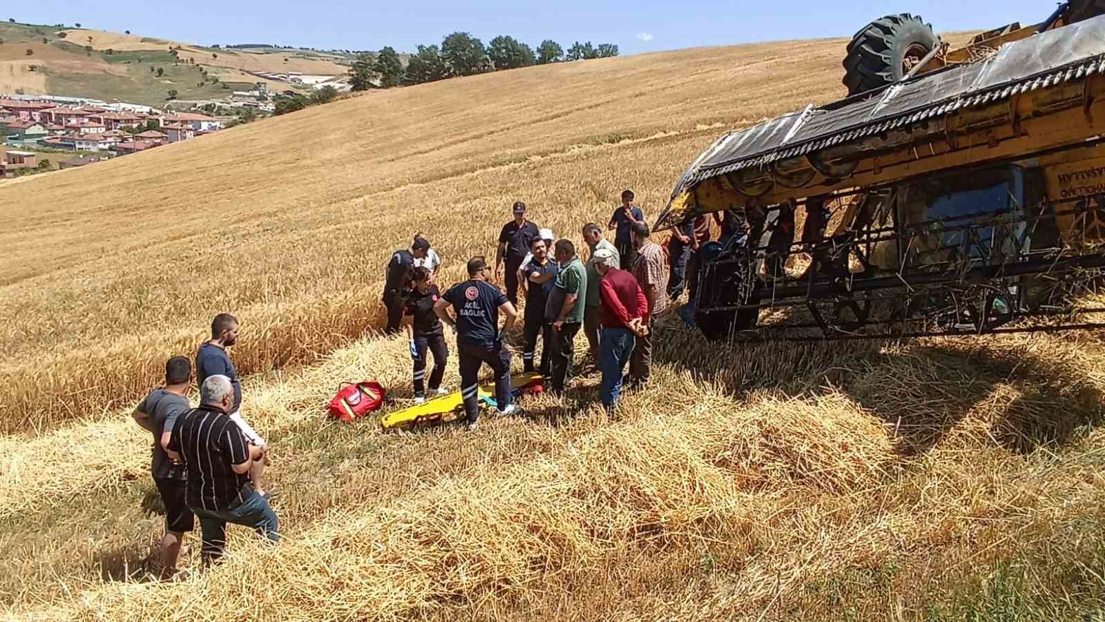 Samsun’da biçerdöver devrildi: 1 yaralı 5 samsunda bicerdover devrildi 1 yarali 1 7GtTEFlL