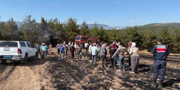 samsunda-bicerdoverden-cikan-yangin-150-donum-ekili-alani-kule-cevirdi-DfKrsOva.jpg