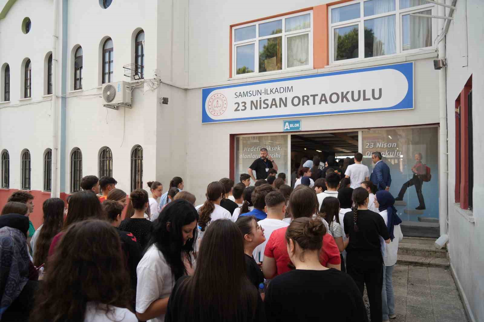 Samsun’da binlerce öğrencinin LGS heyecanı 5 samsunda binlerce ogrencinin lgs heyecani 1 ptVIZLlK