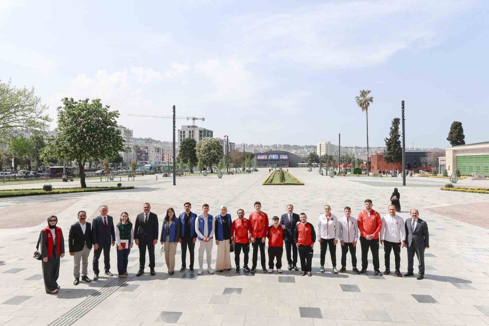 samsunda bugunun gencleri gelecegin yoneticileri etkinligi 2 SvPCQtgI