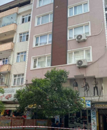 samsunda-catidan-dusen-insaat-iscisi-hayatini-kaybetti-3vOymJME.jpg