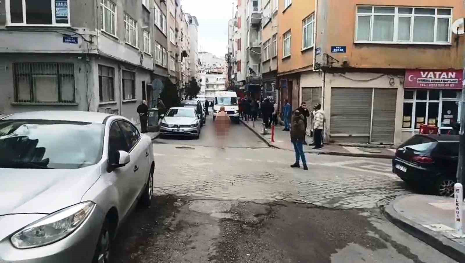 samsunda ciplak halde caddede dolasan sahis gozaltina alindi 2 n4qFbp28