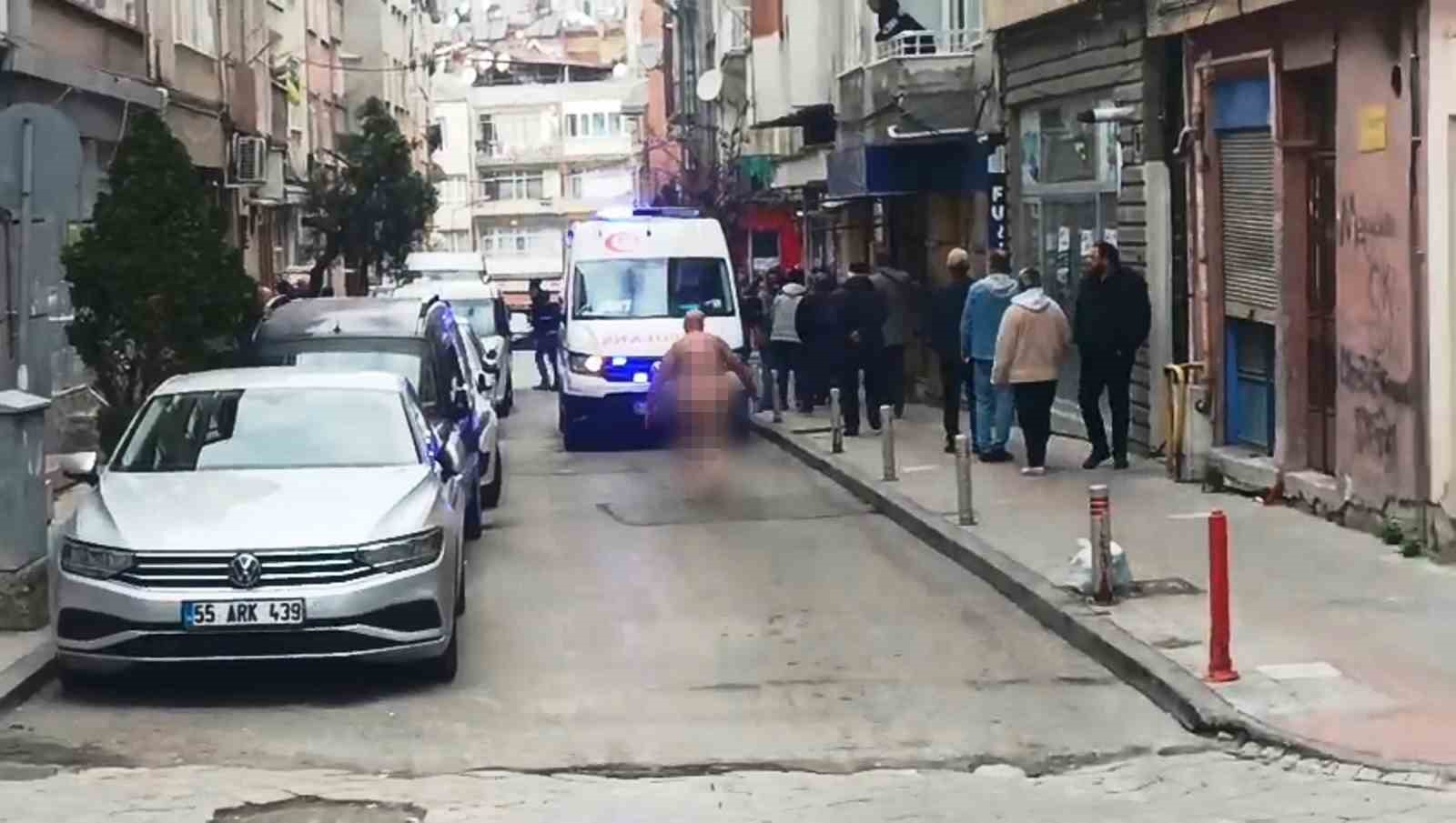 samsunda ciplak halde caddede dolasan sahis gozaltina alindi 3 WWWEXlPS