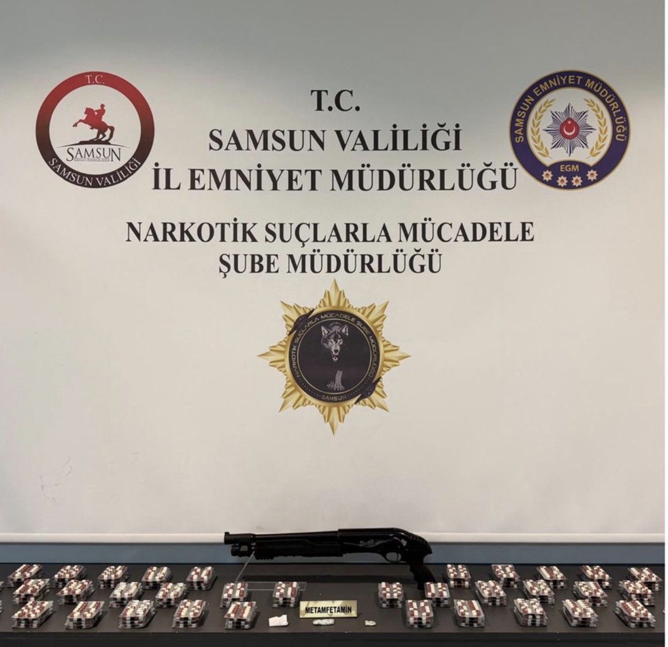 samsunda dort ilcede uyusturucu operasyonu 5 gozalti 1 L64LRdDX