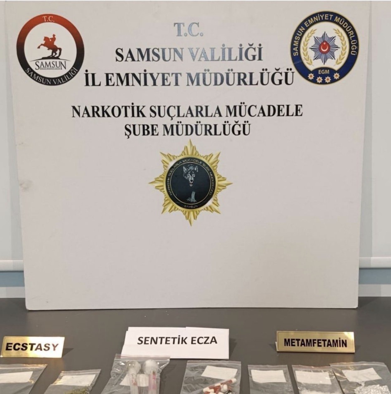 samsunda dort ilcede uyusturucu operasyonu 5 gozalti 3