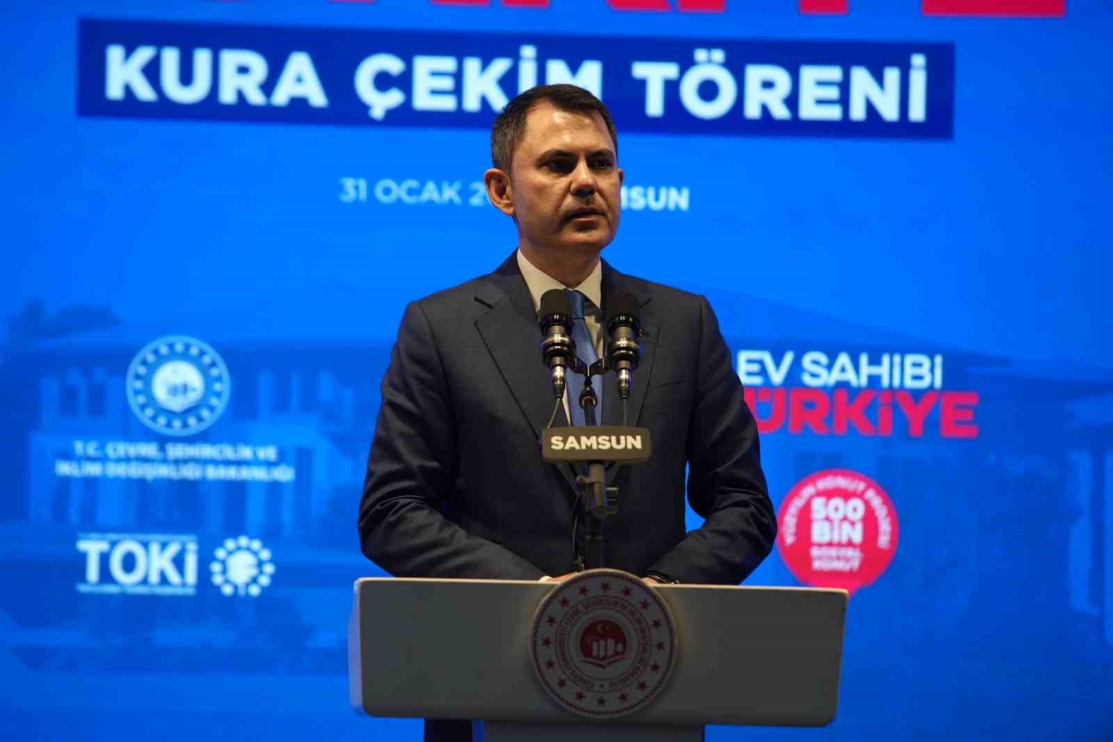 samsunda ev sahibi turkiye kura cekim toreni 1 FXKIBFV1