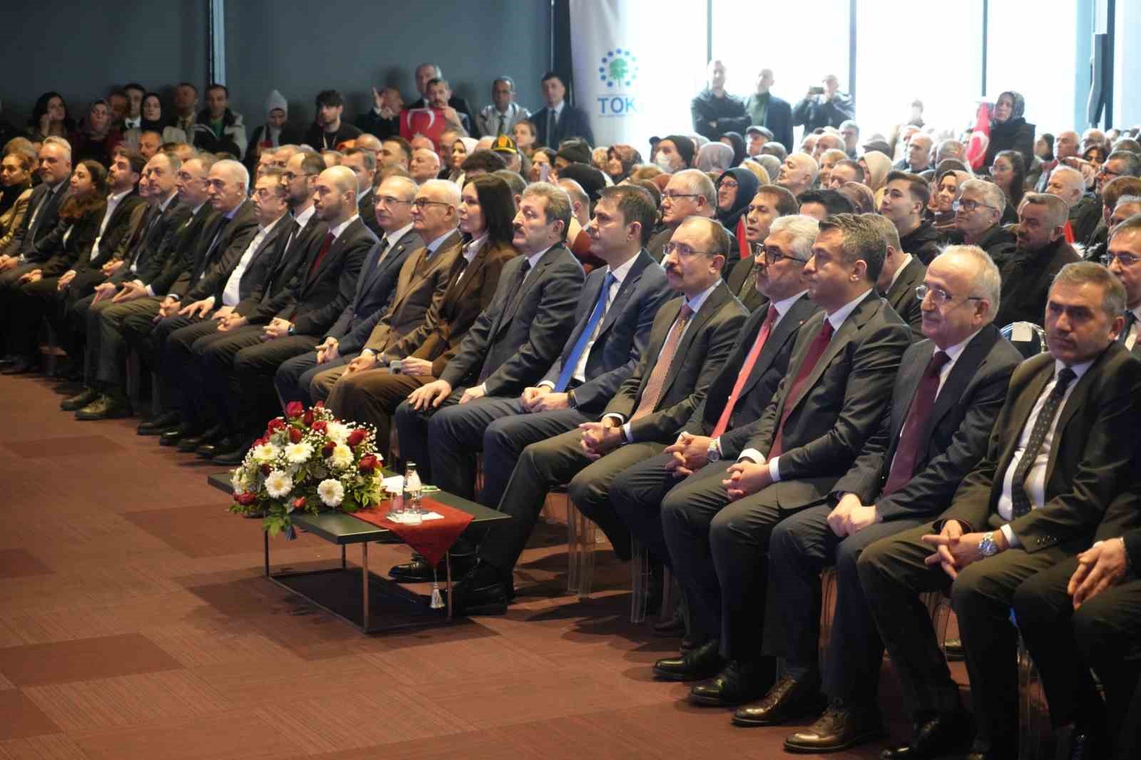 samsunda ev sahibi turkiye kura cekim toreni 3 AZI4D71k