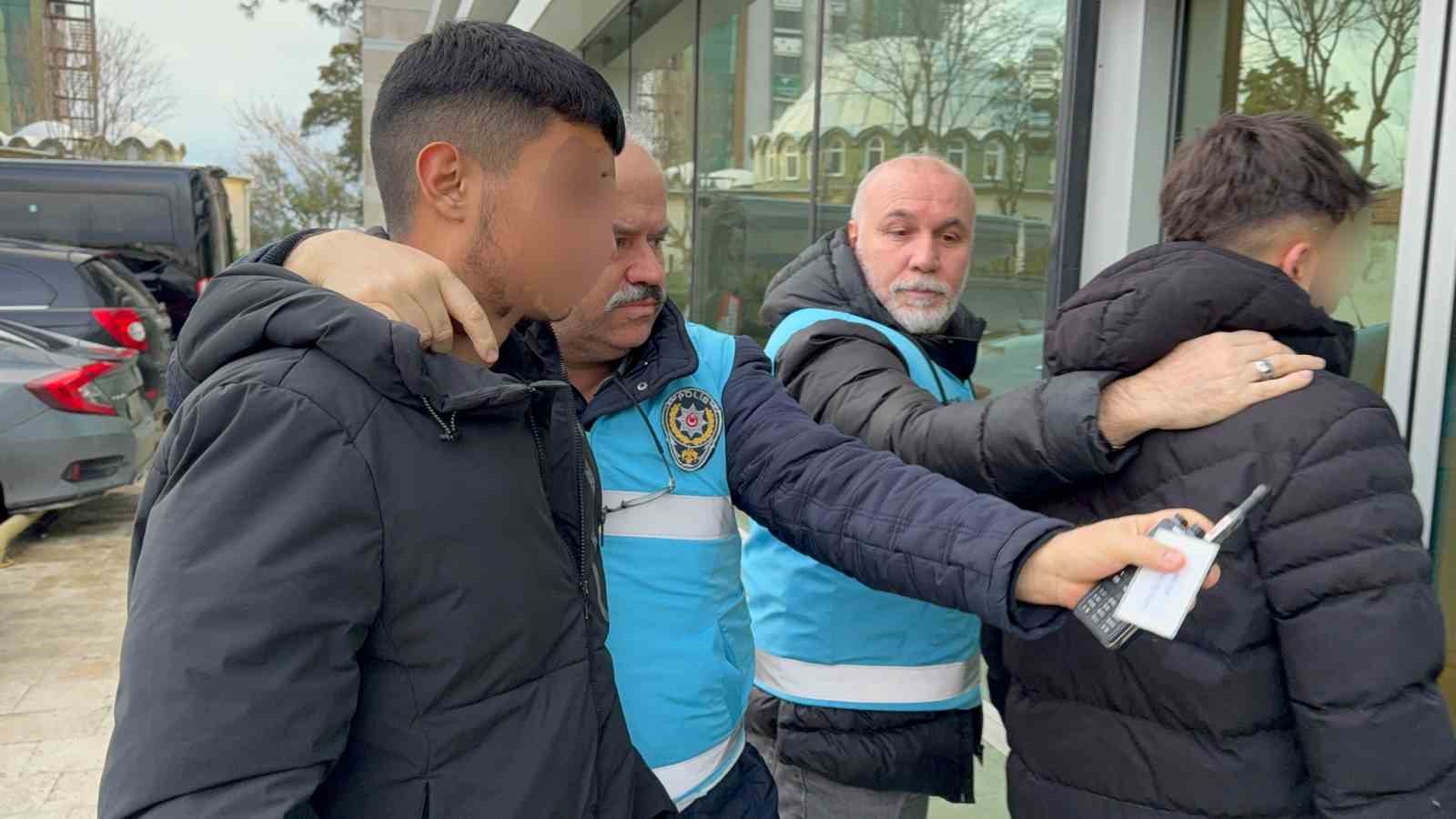 samsunda firinda 2 kisiyi bicaklayan cocuklar adliyeye sevk edildi 0 eqVgqKrE
