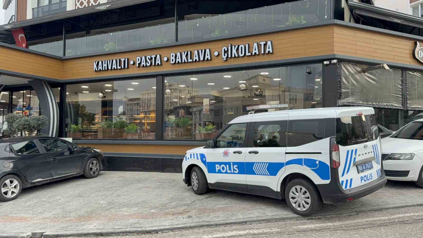 samsunda firinda bicakli saldiri kamerada 2 yarali 5 pA6NXXhU
