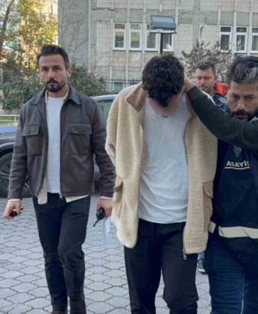 samsunda-genc-kizin-4uncu-kattan-atlayip-olmesiyle-ilgili-4-kisi-adliyeye-sevk-edildi-tZRaZPJv.jpg
