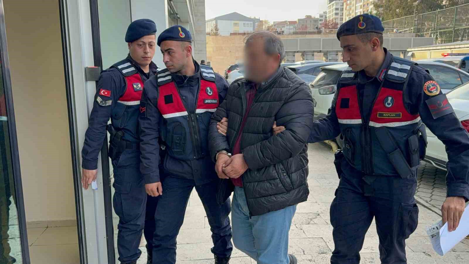 samsunda gorunmez kaza kepcenin on yukleyicisinin altinda ezilerek hayatini kaybetti 1 iJzYC3gW