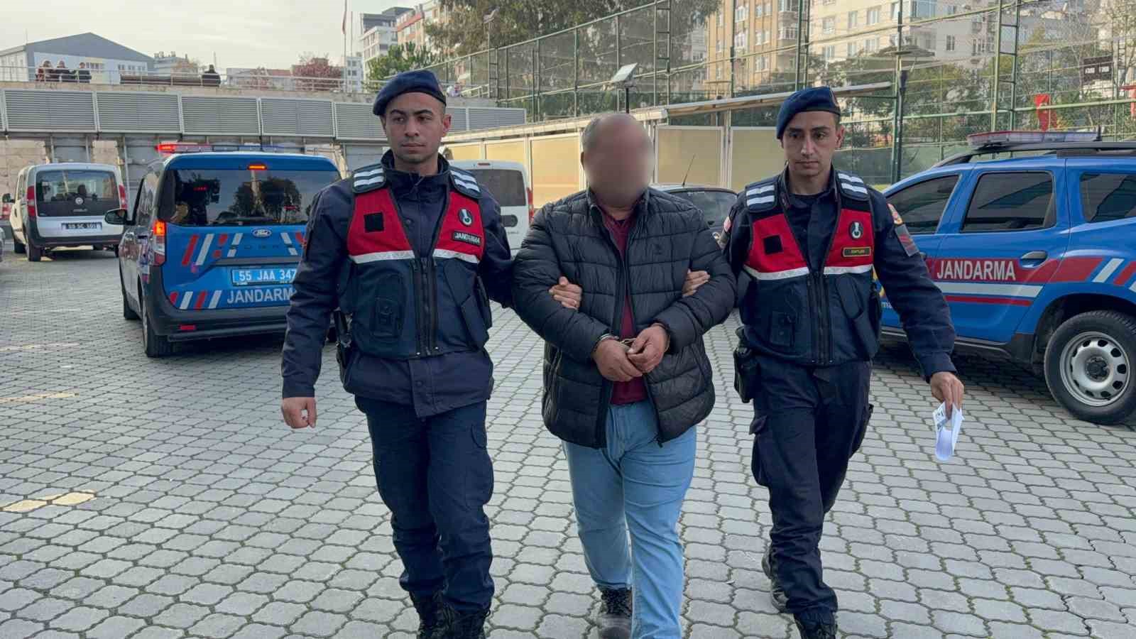 samsunda gorunmez kaza kepcenin on yukleyicisinin altinda ezilerek hayatini kaybetti 2 1lhGyKVF