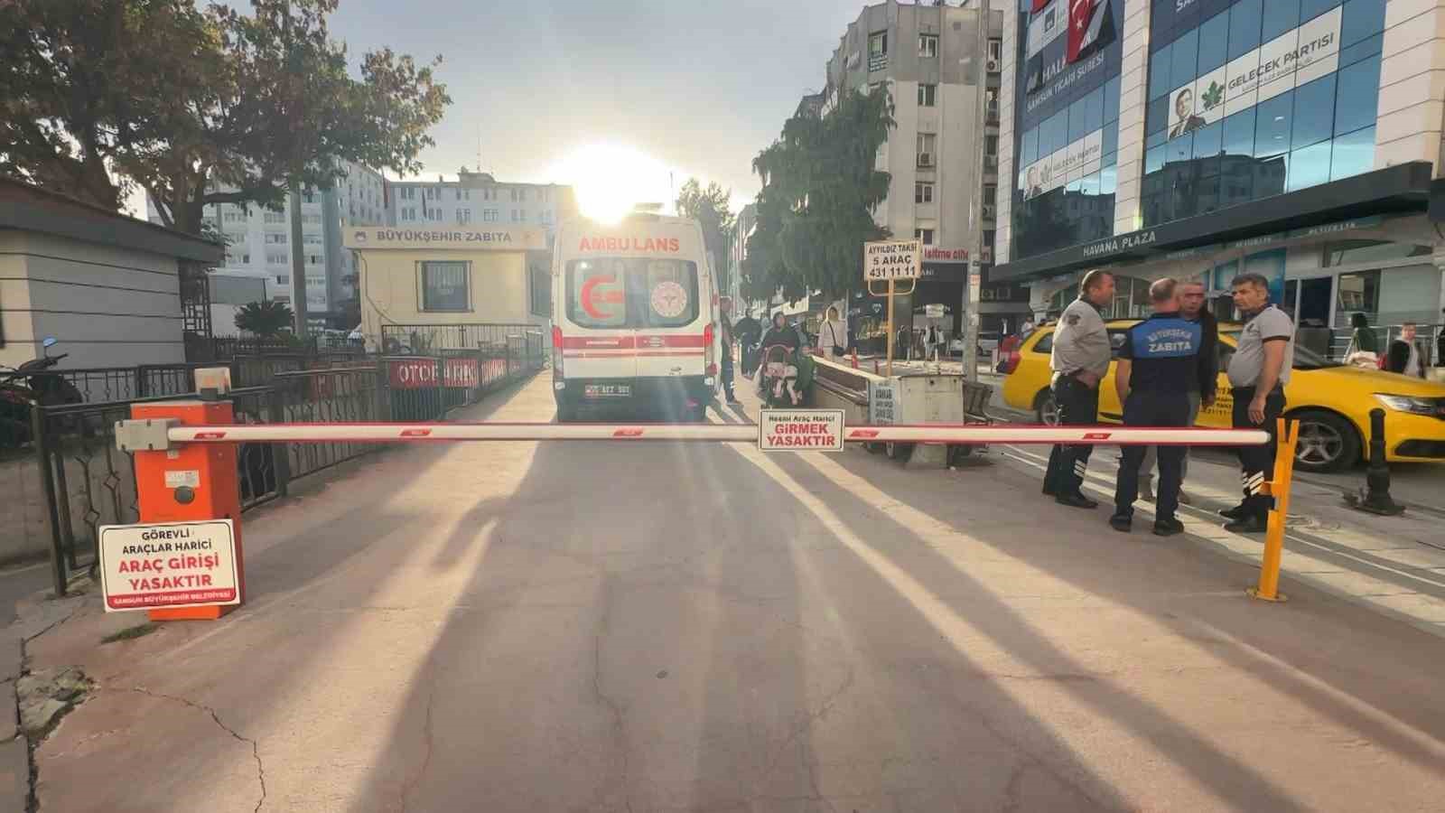 samsunda gorunmez kaza yayanin kafasina bariyer carpti 0 J6UCegWY