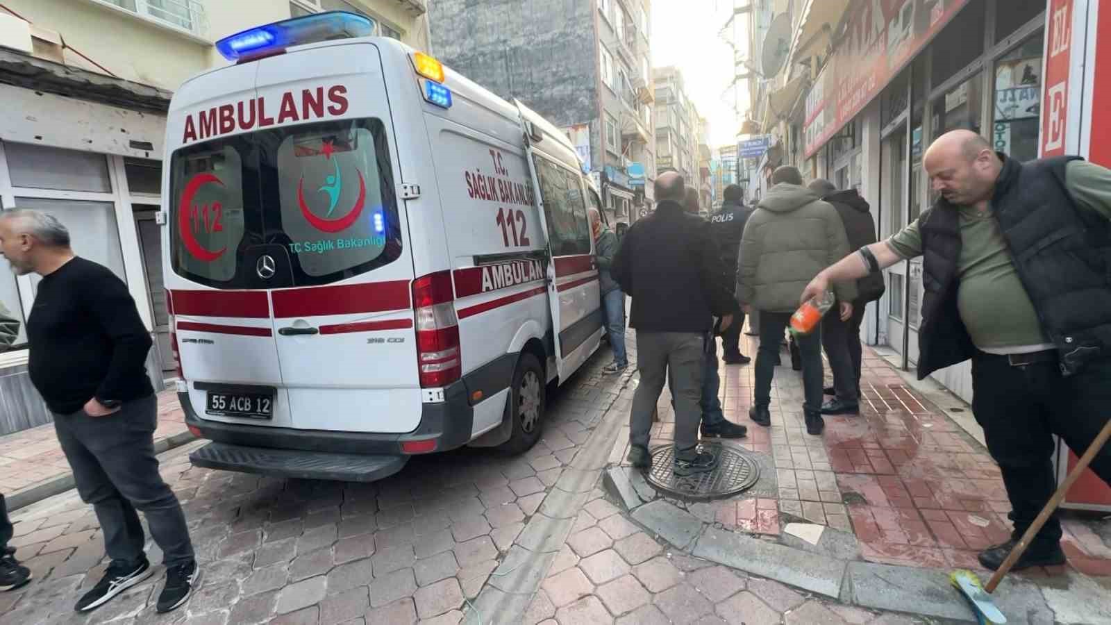Samsun’da iki kardeşten 14 bıçak darbesi: 1 ağır yaralı 6 samsunda iki kardesten 14 bicak darbesi 1 agir yarali 2 yP5MusB8