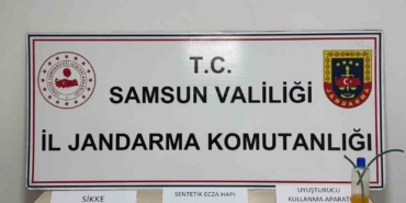 samsunda-jandarma-uyusturucu-ve-kacak-urun-ele-gecirdi-VdapaY8T.jpg