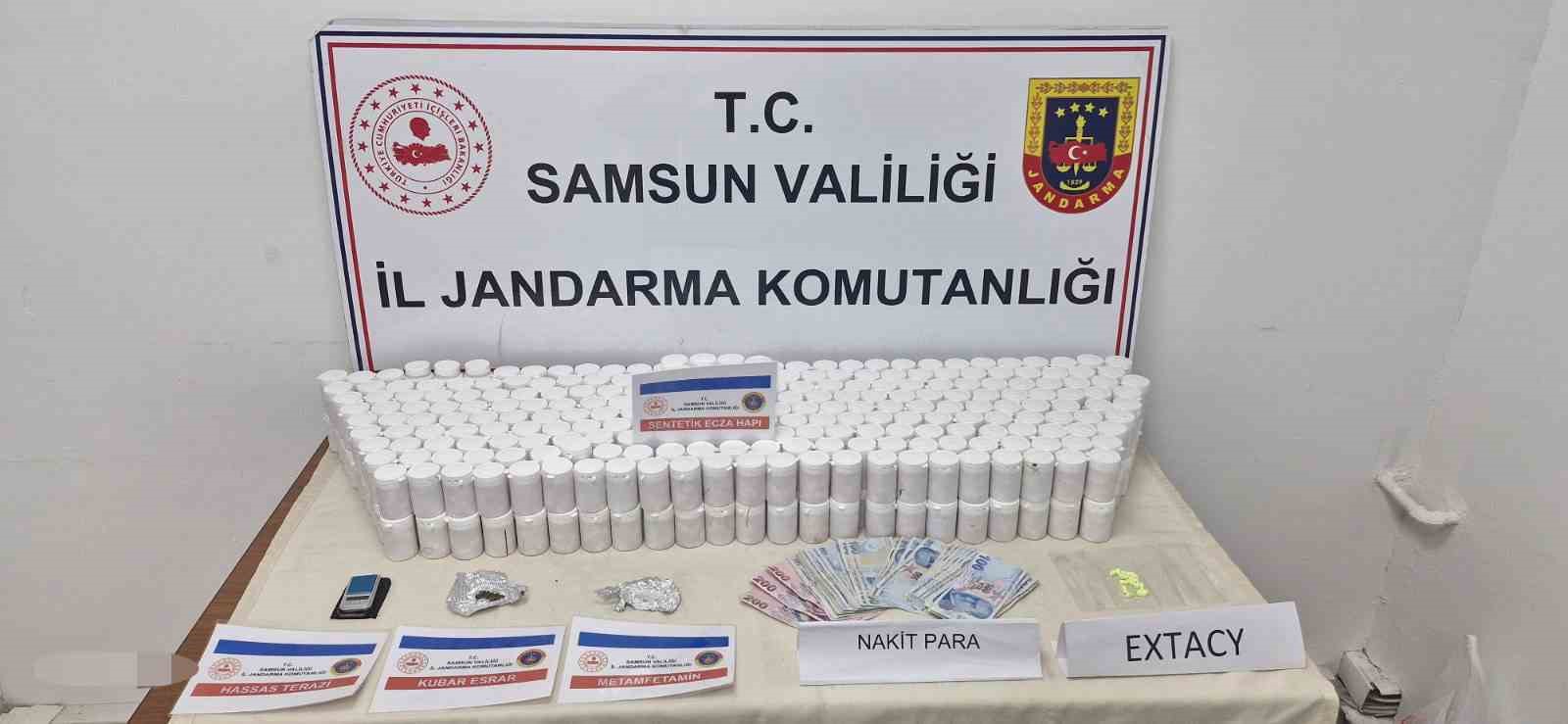 samsunda jandarmadan uyusturucu operasyonu 2 gozalti 0 yOi8ZkLA