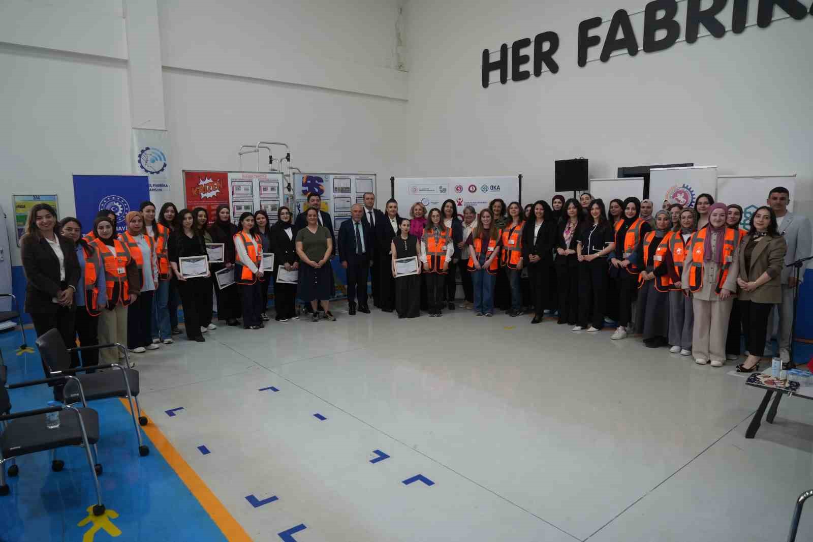 Samsun’da Kadın Mühendis Okulu ikinci dönem mezunlarını verdi 9 samsunda kadin muhendis okulu ikinci donem mezunlarini verdi 5 hbNfM2qc