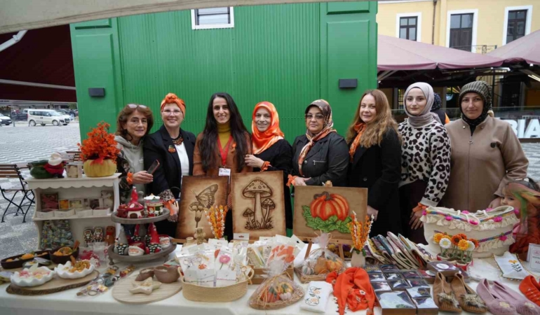 samsunda-kadina-siddete-karsi-farkindalik-etkinligi-W2hxXr4D.jpg