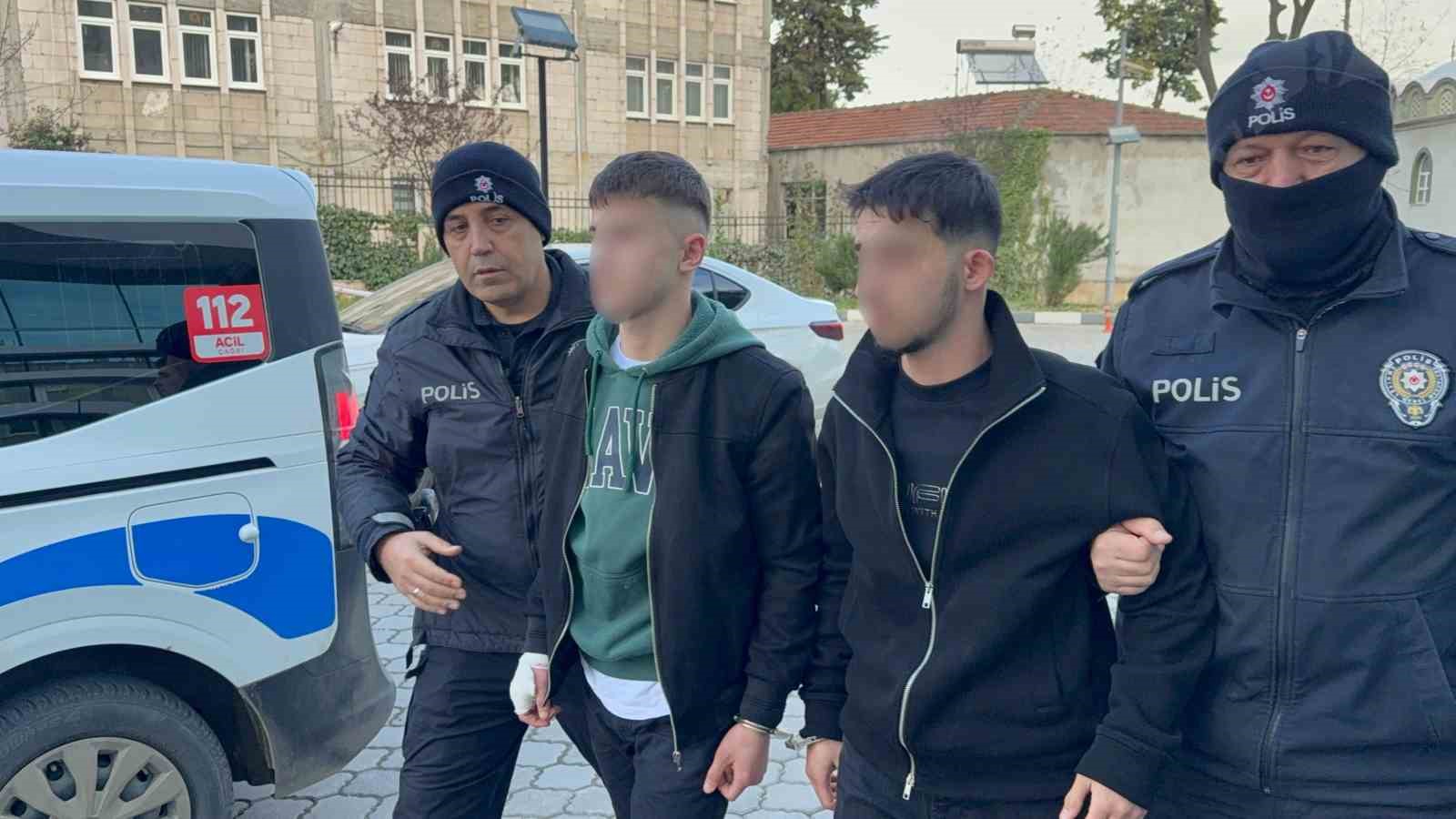 Samsun’da kavgada 3 kişi yaralandı, 2 kişi tutuklandı 4 samsunda kavgada 3 kisi yaralandi 2 kisi tutuklandi 0 dMURFZAl