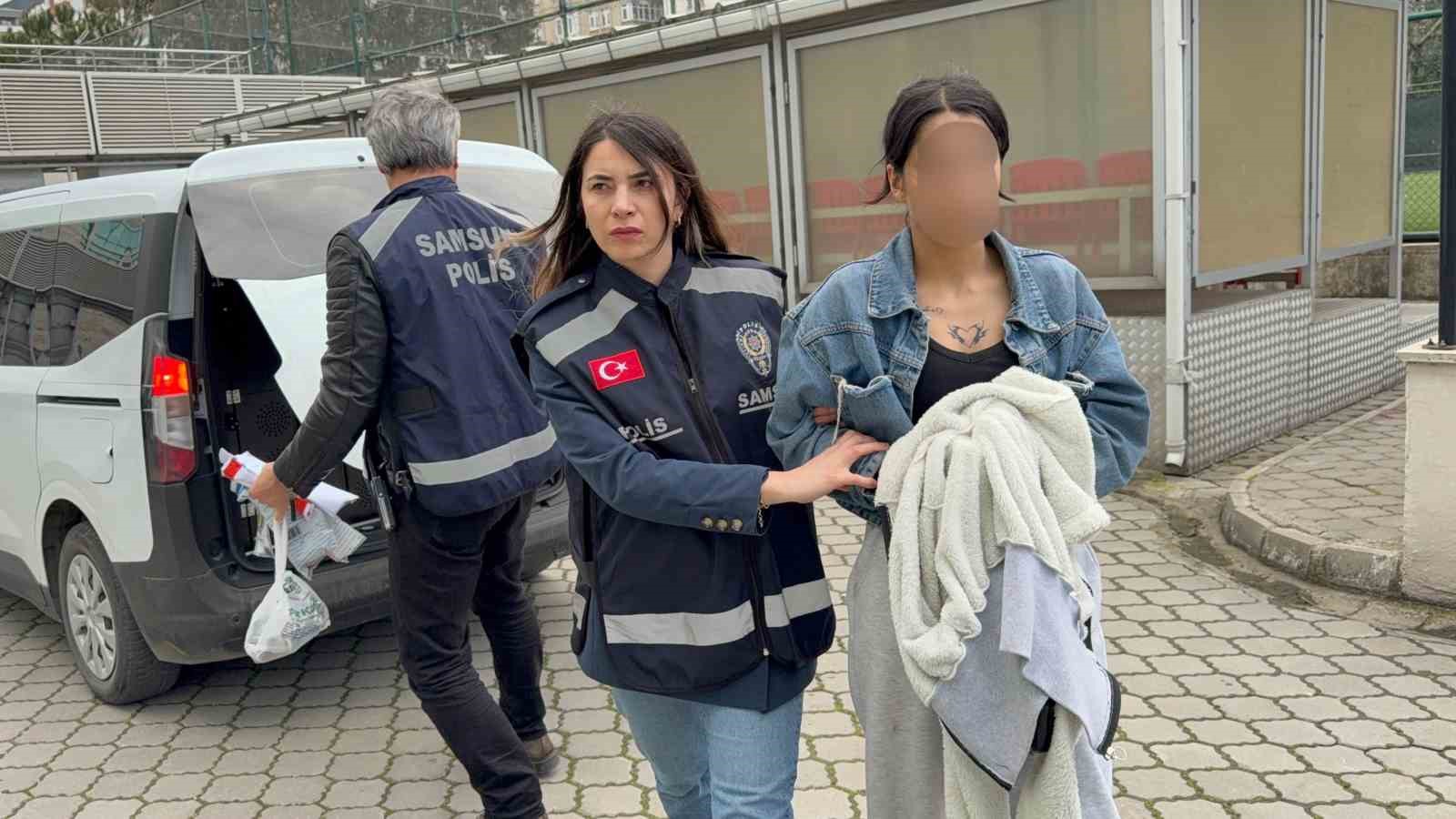 samsunda kiz cocugu attigi mesajla kurtarildi 4 gozalti 1 btfeKgbf