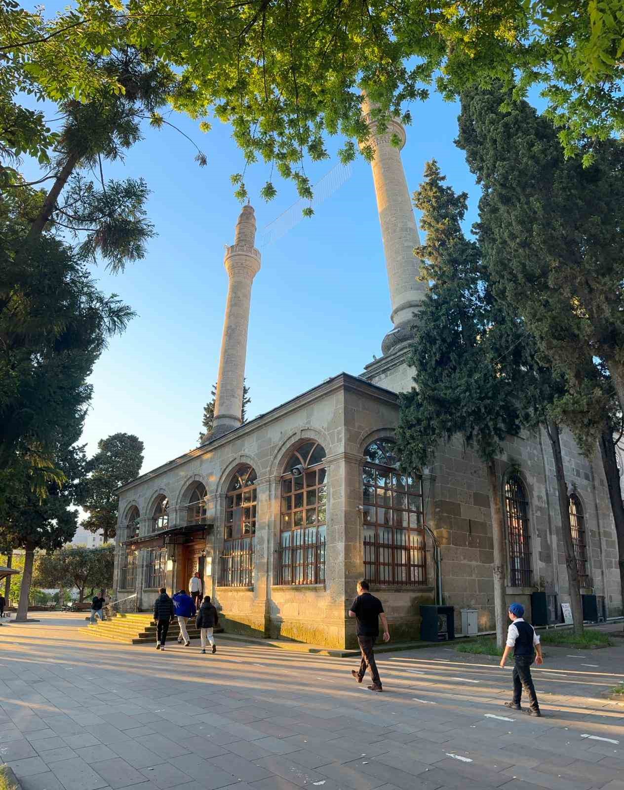 samsunda kurban bayrami namazi kilindi 6 yCenS9U8
