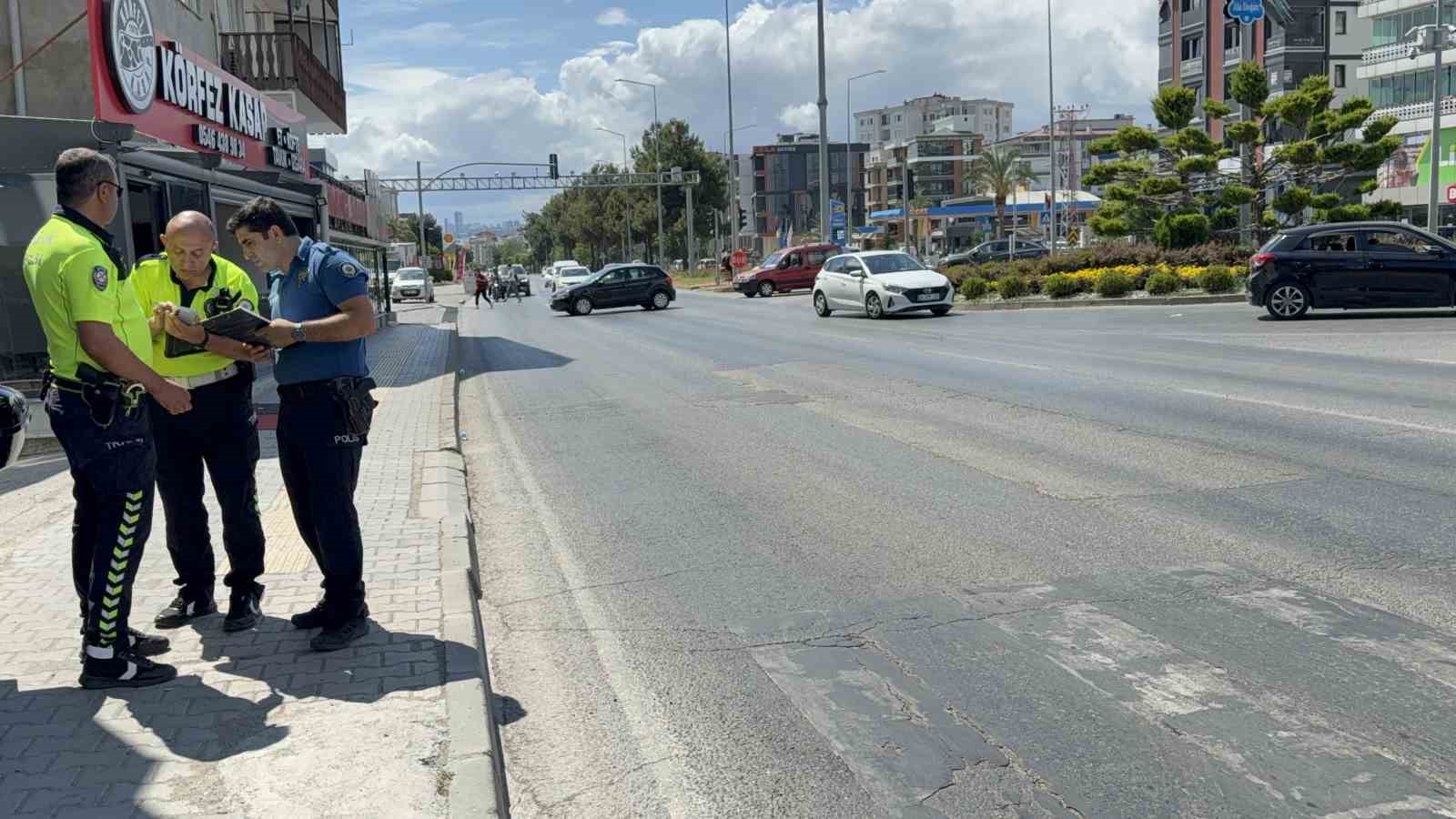 Samsun’da motosiklet devrildi: 2 yaralı 6 samsunda motosiklet devrildi 2 yarali 2 GpnjHq8v